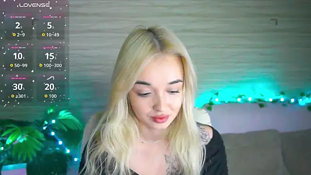 Ashley S online show from 10/14/25, 10:10