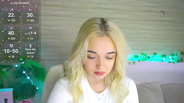 Ashley S online show from 10/19/25, 10:10