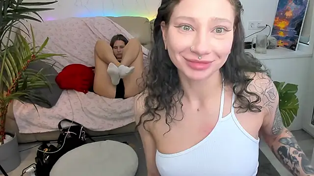 HotCaramellsTV online show from 03/18/25, 12:36