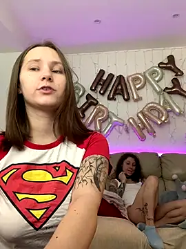 HotCaramellsTV online show from 10/19/25, 10:49