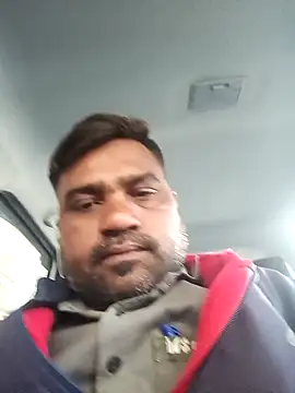 Snapshot of pintuS40 chatting on 01/07/25, 11:05 pintuS40 online show from 01/07/25, 11:05