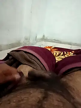 Snapshot of pintuS40 chatting on 01/17/25, 09:28 pintuS40 online show from 01/17/25, 09:28