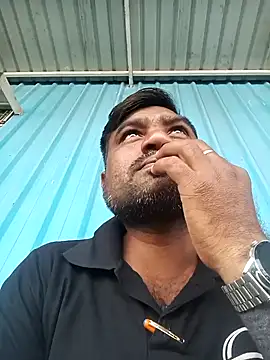 Snapshot of pintuS40 chatting on 01/18/25, 07:59 pintuS40 online show from 01/18/25, 07:59