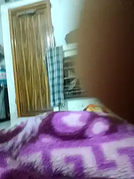 Snapshot of pintuS40 chatting on 01/25/25, 09:04 pintuS40 online show from 01/25/25, 09:04