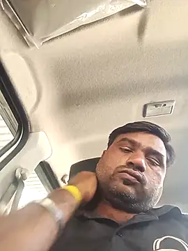 Snapshot of pintuS40 chatting on 02/15/25, 06:55 pintuS40 online show from 02/15/25, 06:55