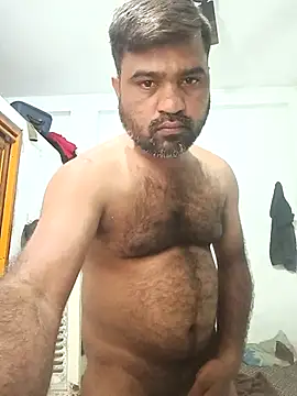 Snapshot of pintuS40 chatting on 03/07/25, 04:13 pintuS40 online show from 03/07/25, 04:13