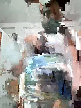 Snapshot of pintuS40 chatting on 10/04/25, 12:41 pintuS40 online show from 10/04/25, 12:41