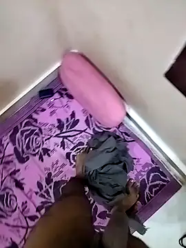 Snapshot of Thefatcockguy69x chatting on 10/24/25, 06:15 Thefatcockguy69x online show from 10/24/25, 06:15