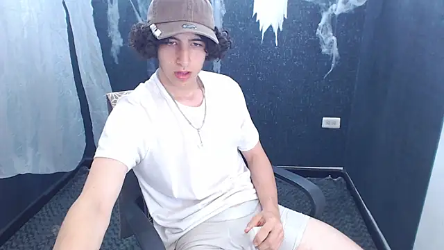 Kerverr  online show from 11/01/25, 04:42