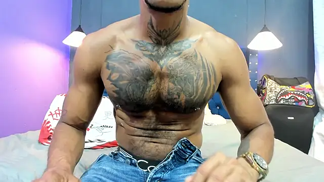 Snapshot of Salomon_koude chatting on 12/17/25, 06:08 Salomon koude online show from 12/17/25, 06:08