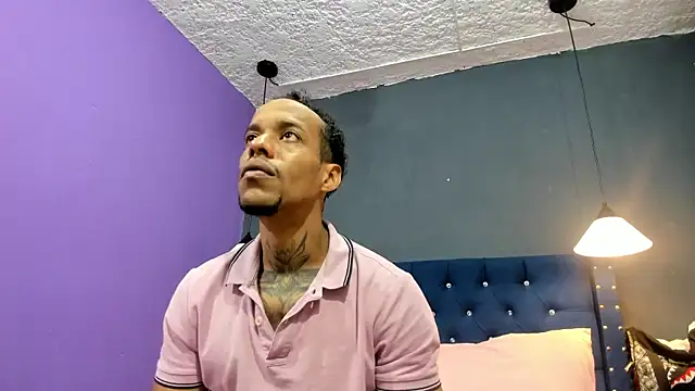 Snapshot of Salomon_koude chatting on 12/18/25, 07:53 Salomon koude online show from 12/18/25, 07:53