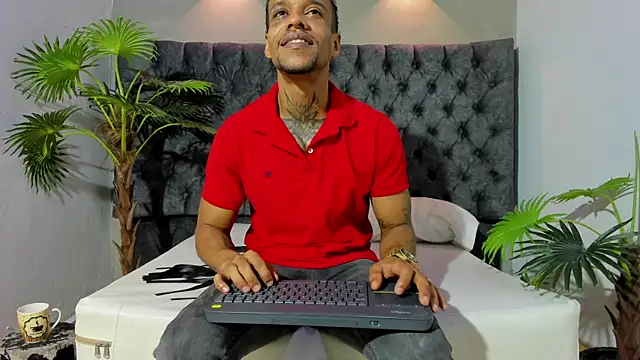 Salomon koude online show from 05/05/26, 02:47