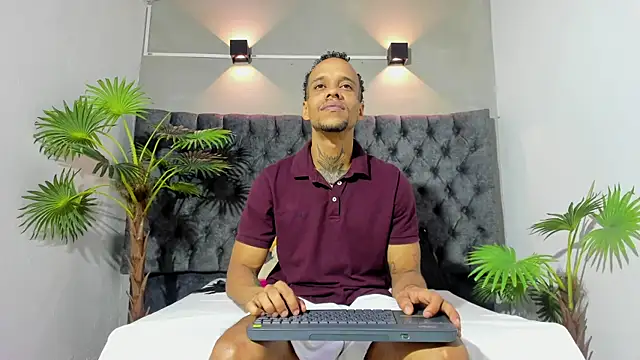 Salomon koude online show from 06/18/26, 11:58