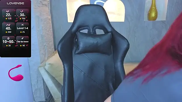 Snapshot of _Ambar72_b chatting on 11/25/25, 01:11 Ambar72 b online show from 11/25/25, 01:11