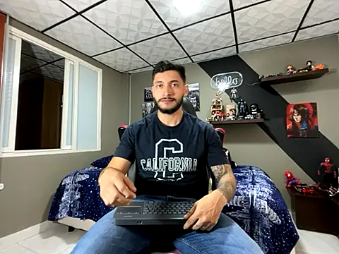 marcel crawford96 online show from 10/12/25, 01:32