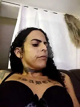 Snapshot of MaraVililhosa chatting on 03/03/25, 07:32 MaraVililhosa online show from 03/03/25, 07:32