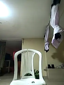 Snapshot of MaraVililhosa chatting on 10/12/25, 05:17 MaraVililhosa online show from 10/12/25, 05:17