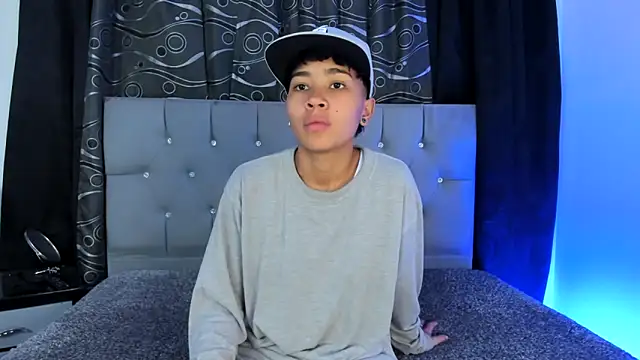 nova sex01 online show from 12/20/24, 03:47