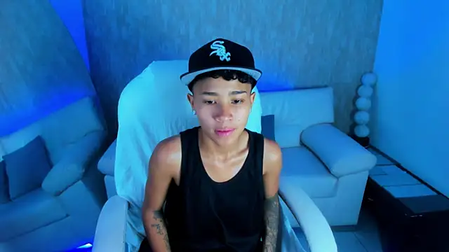 nova sex01 online show from 09/30/25, 04:06