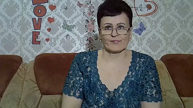 PaulaGolden online show from 04/18/26, 06:45