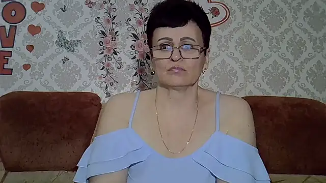 PaulaGolden online show from 05/01/26, 07:18
