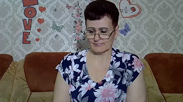 Snapshot of PaulaGolden chatting on 05/21/26, 06:15 PaulaGolden online show from 05/21/26, 06:15