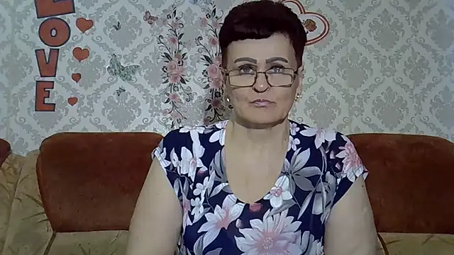 Snapshot of PaulaGolden chatting on 06/03/26, 06:02 PaulaGolden online show from 06/03/26, 06:02