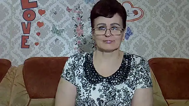 Snapshot of PaulaGolden chatting on 07/05/26, 07:21 PaulaGolden online show from 07/05/26, 07:21