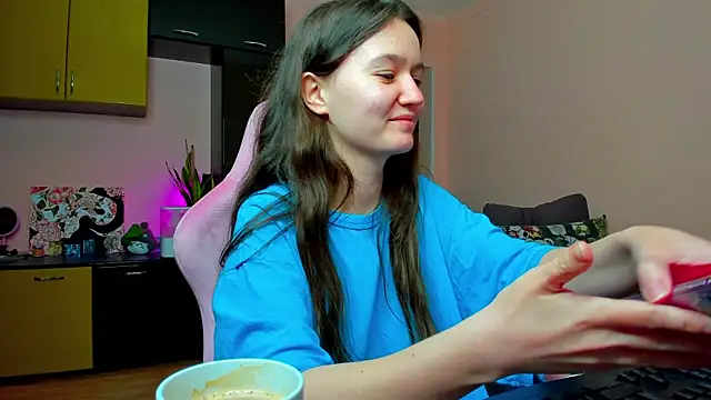 Snapshot of ameli_moon chatting on 11/28/25, 05:26 ameli moon online show from 11/28/25, 05:26