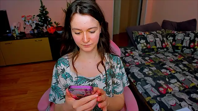 Snapshot of ameli_moon chatting on 02/27/26, 05:35 ameli moon online show from 02/27/26, 05:35