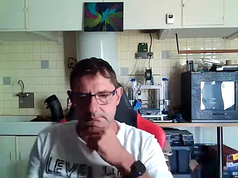 Snapshot of snork80 chatting on 09/10/25, 12:49 snork80 online show from 09/10/25, 12:49