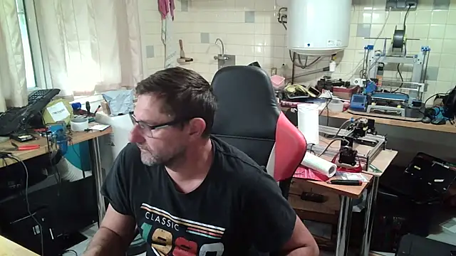 Snapshot of snork80 chatting on 10/03/25, 08:00 snork80 online show from 10/03/25, 08:00