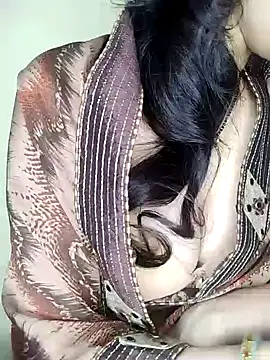 Snapshot of Fair-magic-woman chatting on 12/30/24, 10:01 Fair-magic-woman online show from 12/30/24, 10:01