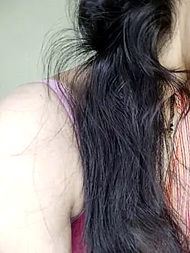 Snapshot of Fair-magic-woman chatting on 03/18/25, 10:46 Fair-magic-woman online show from 03/18/25, 10:46