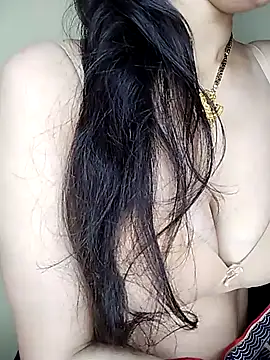 Snapshot of Fair-magic-woman chatting on 03/23/25, 12:47 Fair-magic-woman online show from 03/23/25, 12:47