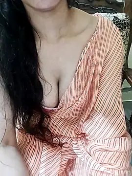 Snapshot of Fair-magic-woman chatting on 11/28/25, 10:07 Fair-magic-woman online show from 11/28/25, 10:07