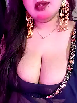 Suhanakhan00 online show from 04/29/26, 06:03