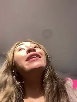 Snapshot of Sophie_LS chatting on 02/13/25, 08:48 Sophie LS online show from 02/13/25, 08:48