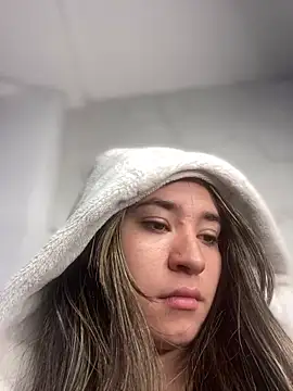 Snapshot of Sophie_LS chatting on 02/16/25, 03:58 Sophie LS online show from 02/16/25, 03:58