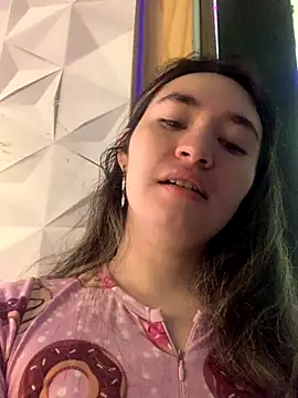 Snapshot of Sophie_LS chatting on 10/07/25, 02:09 Sophie LS online show from 10/07/25, 02:09