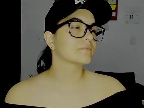 Snapshot of Babe-sofi chatting on 07/19/26, 02:26 Babe-sofi online show from 07/19/26, 02:26