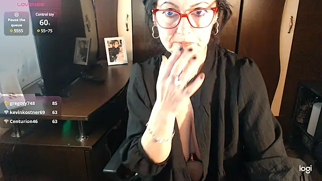 Snapshot of exymilf_ chatting on 02/26/25, 03:08 exymilf online show from 02/26/25, 03:08