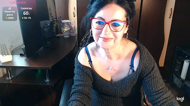 Snapshot of exymilf_ chatting on 03/03/25, 11:55 exymilf online show from 03/03/25, 11:55