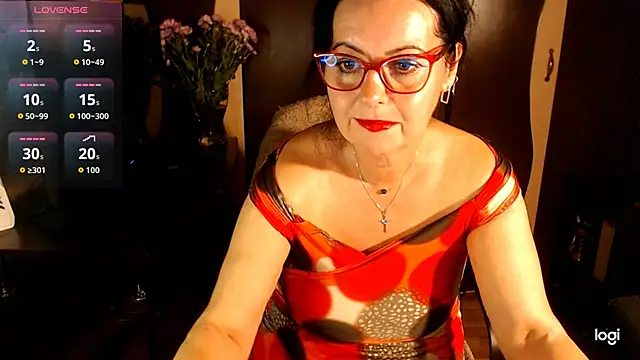 Snapshot of exymilf_ chatting on 09/11/25, 03:56 exymilf online show from 09/11/25, 03:56