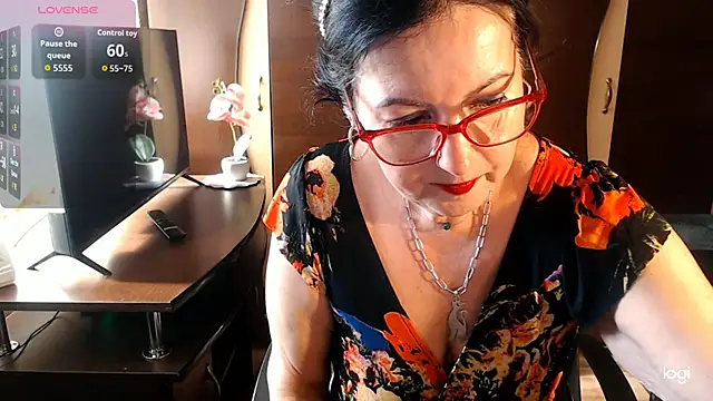 exymilf  online show from 10/30/25, 11:11