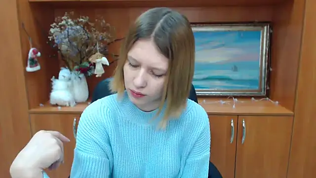 Snapshot of StellaCRL chatting on 01/17/25, 12:10 StellaCRL online show from 01/17/25, 12:10