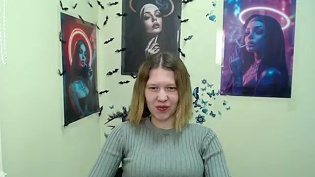 Snapshot of StellaCRL chatting on 03/09/25, 10:30 StellaCRL online show from 03/09/25, 10:30