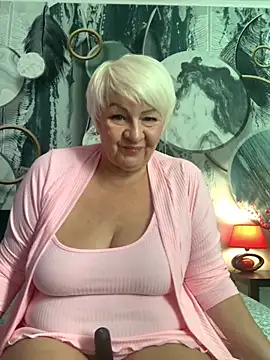 Laura Millf online show from 09/21/25, 12:07