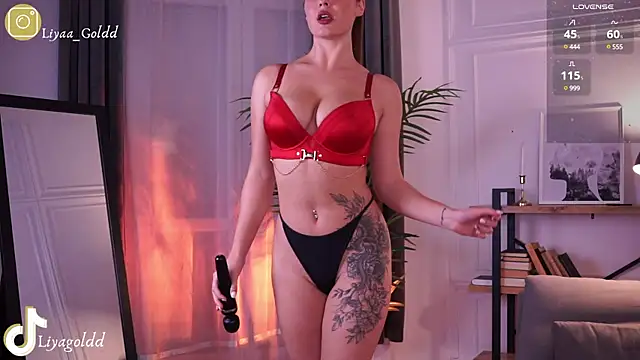 Snapshot of Liya_Gold_ chatting on 12/08/24, 02:19 Liya Gold  online show from 12/08/24, 02:19