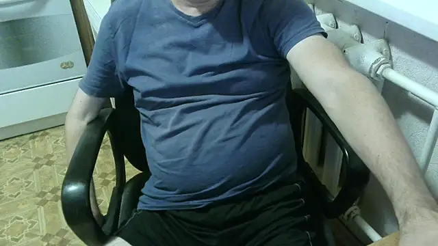 Snapshot of AlDON59 chatting on 10/02/25, 06:37 AlDON59 online show from 10/02/25, 06:37